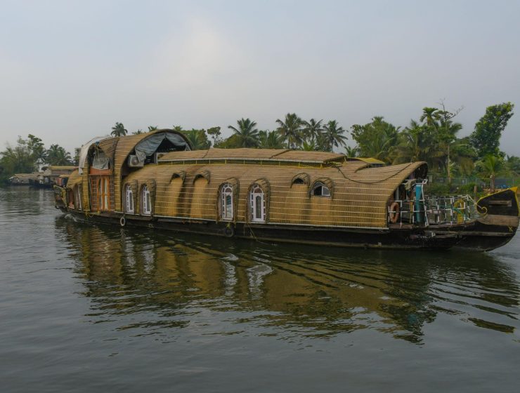 X27 Houseboats